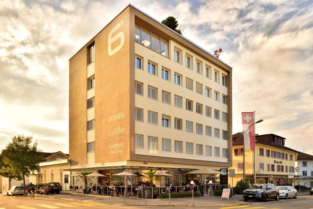 Six Hotel